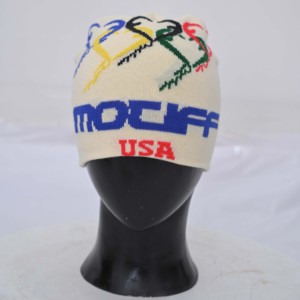 Nuevo diseño 2025, venta al por mayor, gorro cálido de invierno personalizado unisex de acrílico ligero, gorros de ganchillo de color sólido personalizables de gran tamaño - Product Image 3