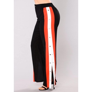 Pantalon de jogging pour homme, coupe droite, style 'Cut and Sew', avec chemises assorties à jambe large personnalisées - Product Image 1