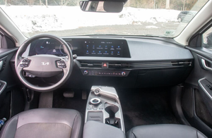 KNDC34LB9R5183519 2024 SUV Crossover Compacto Eléctrico con Tracción Trasera, Vehículo Utilitario con Batería - Product Image 3