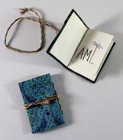 Carnet recyclé bleu ciel, 48 feuilles, petit format, couverture rigide, reliure cousue, avec détails imprimés sur tissu, joliment imprimé