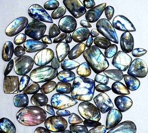 Labradorita Natural de alta calidad, cabujón suelto, piedra preciosa de tamaño libre, lote al por mayor para la fabricación de joyas finas - Product Image 1