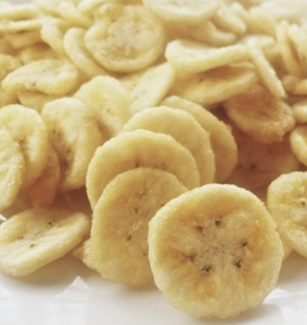 Croustilles de banane dorées légères pour le petit déjeuner ou le bureau Friandise du Vietnam Chips de banane séchées Snack à la banane - Product Image 4