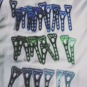 BROAD Lot de 5 plaques de fémur proximal manuelles en acier inoxydable avec crochet 4.5/5.0MM X 10 trous - Product Image 3