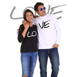 Camisa de manga larga en blanco y negro para parejas LOVE, conjunto familiar a juego - Product Image 1