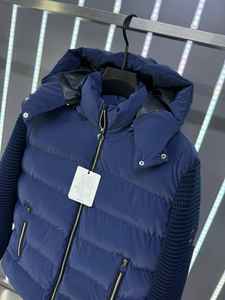 Abrigo de Invierno Informal para Hombre con Capucha, Cuello en V, Bolsillos con Cremallera, Acolchado Cálido, Satinado, 50% Plumón, Ropa Exterior de Moda - Product Image 2