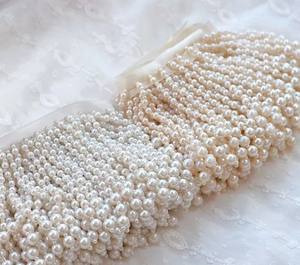 Garniture en dentelle à franges avec perles blanches crème - Product Image 2