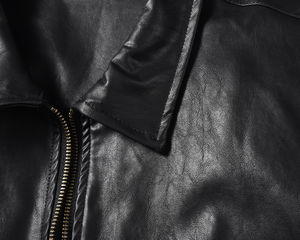 แจ็คเก็ตบอมเบอร์หนังผ้าใบมีฮู้ดสำหรับผู้ชายด้านหน้าบุด้านในนุ่มอบอุ่นในฤดูหนาวสไตล์หรูหราทนทานก่อสร้างราคาโรงงาน - Product Image 4