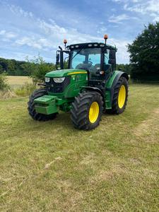 Tracteur agricole John Deere 6120M d'occasion de qualité supérieure, certifié par le concessionnaire, 4 roues motrices, en bon état, prêt à travailler - Product Image 4