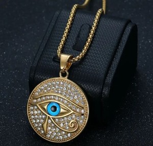 Collar con colgante redondo con patrón de Ojo de Horus de Egipto de oro de 14K de nueva moda con moissanita para ropa de hombre y mujer - Product Image 5