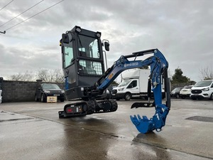 Nouveau modèle de mini-pelleuse RRippa R10 avec cabine, capacité de la benne de 0,12 m³ et garantie de plus de 5 ans - Product Image 2