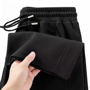 กางเกงแฟชั่นทรงขาบานคุณภาพสูง ขายส่ง กางเกงวอร์ม กางเกงสเวตแพนท์แบบเรียบ กางเกงฟลีซสีนู้ด กางเกงจ็อกเกอร์ผู้ชายทรงขาบาน - Product Image 4