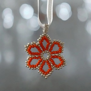 Venta al por mayor de adornos colgantes de árbol de Navidad con cuentas hechos a mano 100mm bordado y diseño de lentejuelas color personalizado - Product Image 4