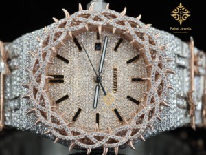 Montre mécanique de luxe personnalisable, design épineux, sertissage complet en moissanite, cadran romain pour les soirées hip-hop, luxe durable - Product Image 5