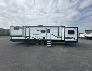 Autocaravana/Remolque de Viaje Heartland E-D-D-I-E B-A-U-E-R 34BHS 2025 2024 2026 - Product Image 3