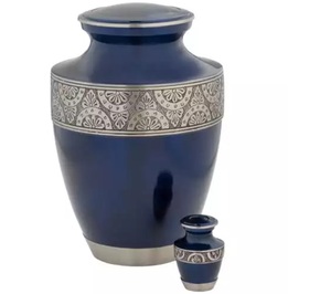 Urna de cremación grande para cenizas, urnas funerarias de latón, con bandera americana moderna, rojo, blanco y azul - Product Image 3