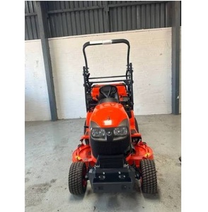 Tondeuse à gazon polyvalente Kubota G261, machine professionnelle de coupe de gazon pour l'aménagement paysager commercial, les parcs, les jardins et les grandes propriétés - Product Image 4