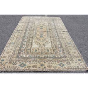 พรมขนสัตว์สีเบจสีฟ้าคลาสสิกขนาด6.6x9.9ฟุตงานเย็บปะสี่เหลี่ยมผืนผ้าตุรกีสำหรับห้องนั่งเล่นห้องนอนพร้อมแผ่นรองยาง - Product Image 1