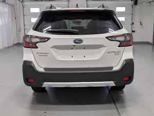 Su-baru Out-back Limited XT AWD 2025, motor BOXER turbo de 2.4L, transmisión CVT Lineartronic con levas de cambio - Product Image 3