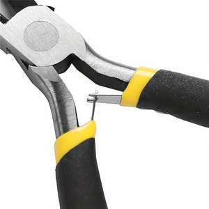 Juego de 8 Mini Alicates de Acero al Carbono de Primera Calidad, Diseño de Punta Redonda y Curva, con Agarre Preciso, para Manualidades y Bricolaje - Product Image 4