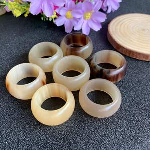 Anillos de dedo hechos de cuerno de búfalo y buey sostenibles Anillos de dedo ajustables de cuerno de buey de diseño natural para joyería Bohemia - Product Image 4