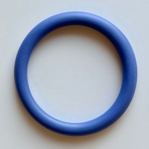 BRAZALETE DE RESINA ÚNICO COLOR PERSONALIZADO COMPLETO Y FNSH Brazalete de apertura de resina de tamaño pequeño Pulsera exquisita transparente para mujeres y niñas - Product Image 5