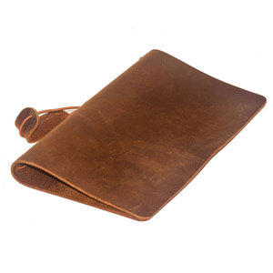 Funda de Cuero Genuino Marrón Salva, con Grabado en Relieve, Hecha a Mano, para Cuaderno A4 - Product Image 1