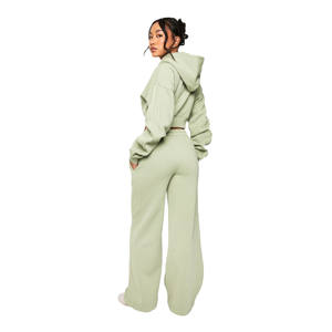 Conjunto Deportivo Casual de Invierno para Mujer, 2 Piezas, Top Corto de Manga Larga, Pantalones Cortos de Chándal, Cuello con Capucha, 100% Chándal para Mujer - Product Image 2