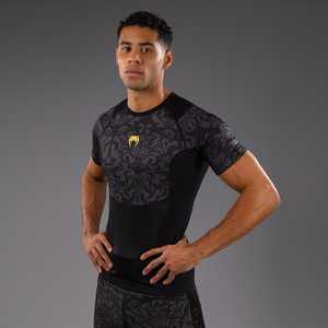 Rashguard avec protection UV pour sports de plein air - Product Image 2