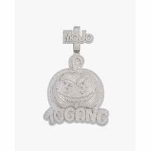 Pendentif personnalisé en moissanite Mojo Pumpkin avec logo, en or 14 carats – Catégorie de produit premium pour pendentifs et breloques - Product Image 3