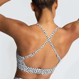 Ensemble de yoga 2 pièces pour femmes, vêtements de sport de fitness, séchage rapide, vêtements de sport de haute qualité, étiquette privée personnalisée OEM, leggings - Product Image 3