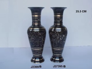 Jarrón de latón vintage de lujo, pieza decorativa artística perfecta para arreglos florales frescos y artificiales - Product Image 2