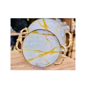 Bandeja redonda de metal con asas de diseño Bandeja para servir té y café de diseño fabuloso a un precio razonable - Product Image 1