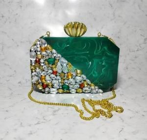 Mid-Century Trending Antique <b>Women's</b> Resin Clutch <b>Bag</b> Quality Handbag Zipper Fashionable Portable Waterproof Chains for Evening - Product Image 4