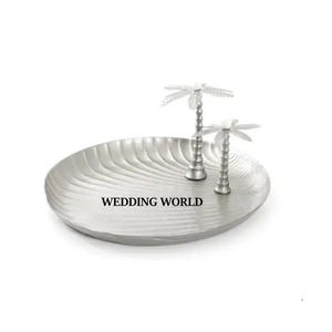 Bandeja redonda de metal martillado para chocolate, bandeja de chocolate hecha a mano con acabado dorado, bandeja de metal para chocolate de tamaño personalizado - Product Image 6