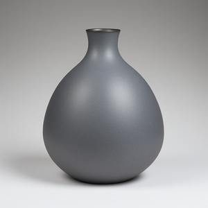 Jarrón de metal decorativo hecho a mano con elegante acabado pulido perfecto para la decoración del hogar de temporada premium y elegante - Product Image 4