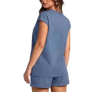 Ensemble t-shirt et short en coton pour femme de style simple et unique Ensemble t-shirt et short décontractés pour femme avec cordon de serrage - Product Image 5