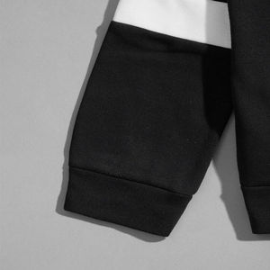 Sweat-shirt à capuche ajusté pour hommes, vêtements d'entraînement d'été respirants de grande taille avec poche zippée, vente en gros à bas prix - Product Image 4