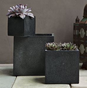 [Leo Nguyen Le] -Les pots de plantes en fibre de verre pour la décoration de la maison et du jardin de Bao Vy - Product Image 6