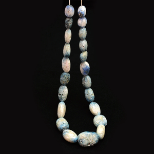 Nakaurite naturelle 12x14mm-20x26mm, pépites lisses, perles roulées, pierres semi-précieuses rares, perles de glace bleue, perles de glacierite pour bijoux - Product Image 2