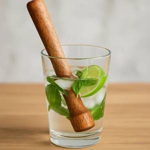 Muddler de Cócteles de Madera Natural Premium, Agarre Suave, Herramienta de Barra Resistente para Triturar Suavemente Hierbas, Frutas y Bebidas Artesanales - Product Image 2