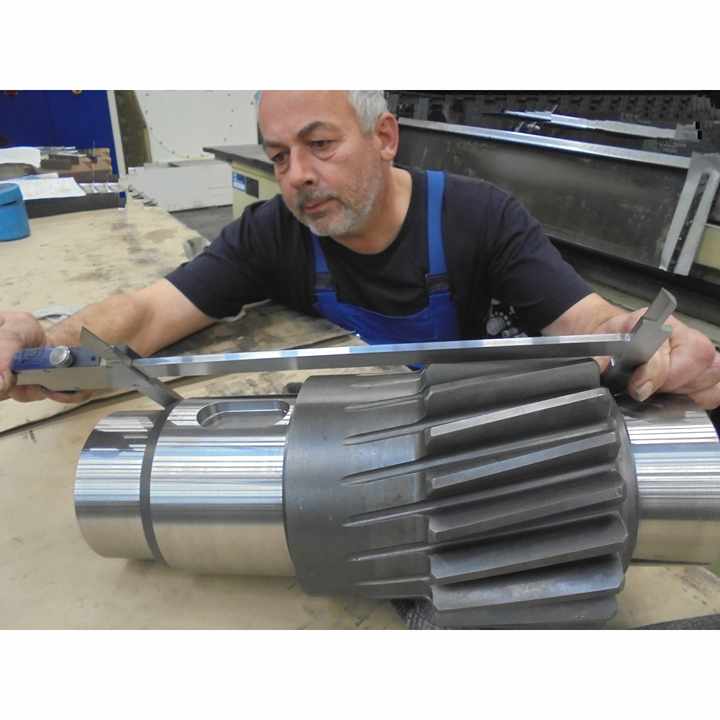 Contract Manufacturing of Gears and Shafts Used for General Mechanical Components-Spur Gear Transmission