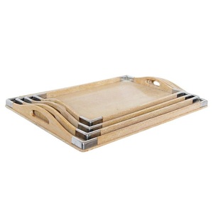 Plateau en MDF robuste avec texture en bois, parfait pour une utilisation quotidienne dans les cuisines et les salles à manger des maisons - Product Image 4