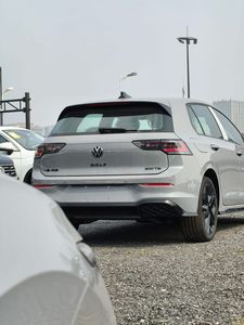 Auto Nuevo de Alta Calidad, VOLKSWAGEN GOLF R-Line 2026, 160 HP, 1.5T 300TSI, Sedán 4 Puertas, Transmisión Automática, Motor de Gasolina - Product Image 3