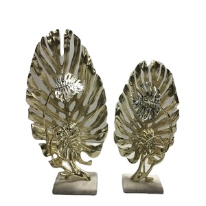 Accessoires de table élégants en métal pour la maison Table Desktop Hotel Decorative Gold Finishing Metal Table Decor best Design tabletop - Product Image 3