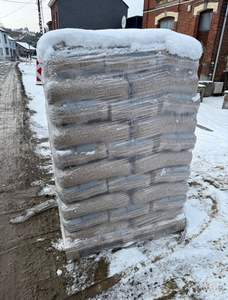 Pellets de madera con bajo contenido de ceniza, combustible de biomasa sostenible en venta - Product Image 2