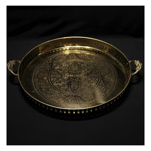 Plateau de service en tôle avec finition nickelée Design de fleurs en forme de rectangle de haute qualité pour servir dans les hôtels - Product Image 5