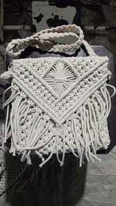 กระเป๋าถือผ้าฝ้ายถักโครเชต์มาคราเม่ทำจากสายคอตตอน100% เหมาะสำหรับร้านเครื่องประดับแฟชั่นเพื่อขายต่อ - Product Image 4