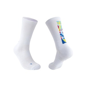Suministro directo de fábrica, calcetines personalizados de algodón, diseño de rayas de bloque de Color para hombres y mujeres, uso diario para pedidos a granel en interiores - Product Image 3