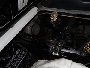 Camión Volquete Usado 4x4 - Product Image 5