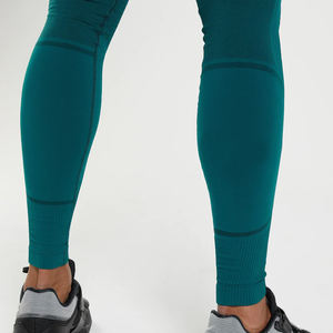 Vente en gros Leggings de yoga sans couture taille moyenne pour hommes - Product Image 6